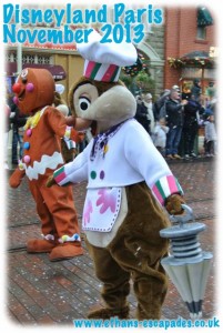 DIsneyland Paris Christmas Cavalcade 2013