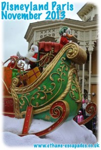 DIsneyland Paris Christmas Cavalcade 2013