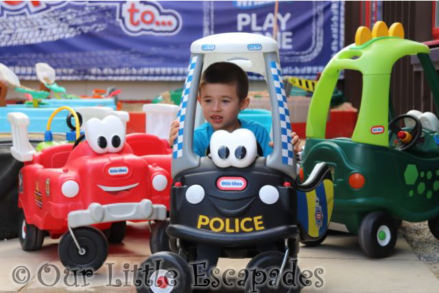 Diggerland kent little tikes wheelz play zone