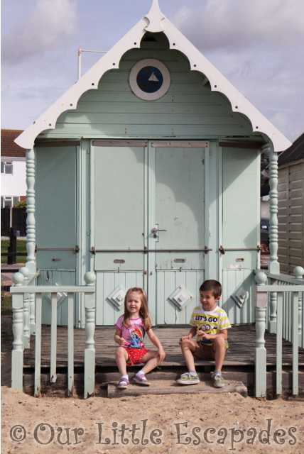 mersea island green beachhut