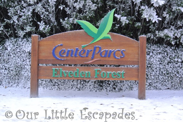 snow covered center parcs elveden forest sign