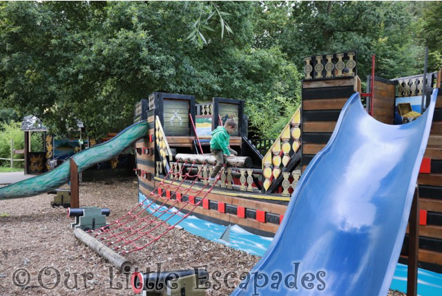 paradise wildlife park pirate ship pirates cove