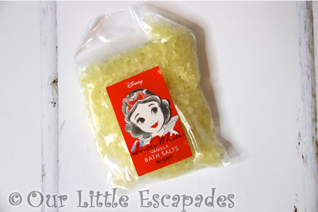 snow white advent calendar mad beauty vanilla bath salts