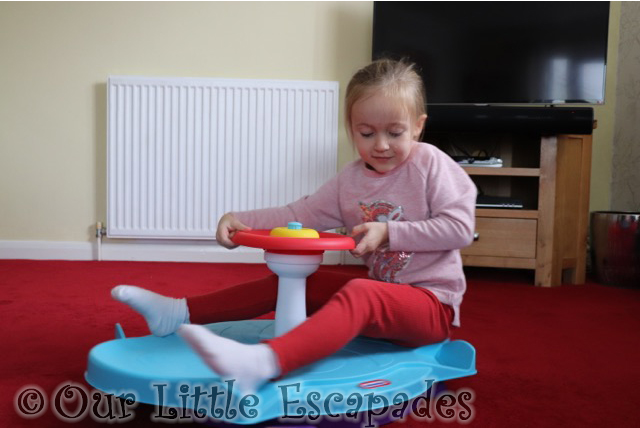 little tikes fun zone dual twister little e spinning