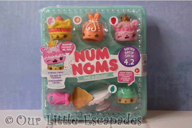 num noms starter pack series 4.2 princess cakes