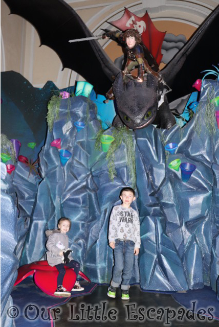 shreks adventure london hiccup toothless ethan little e