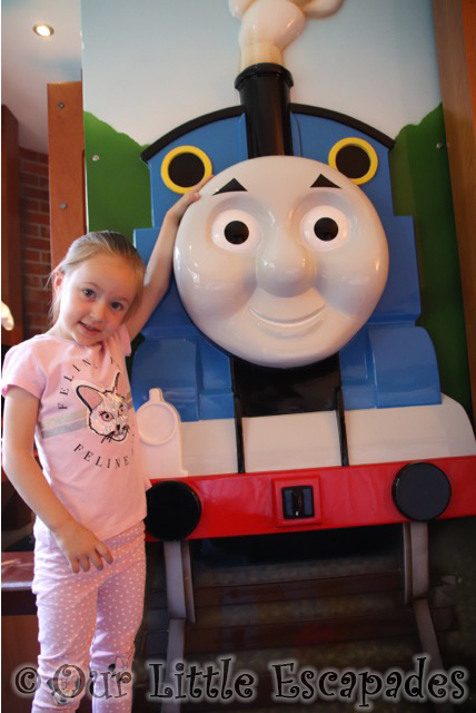 little e thomas bunk beds drayton manor hotel