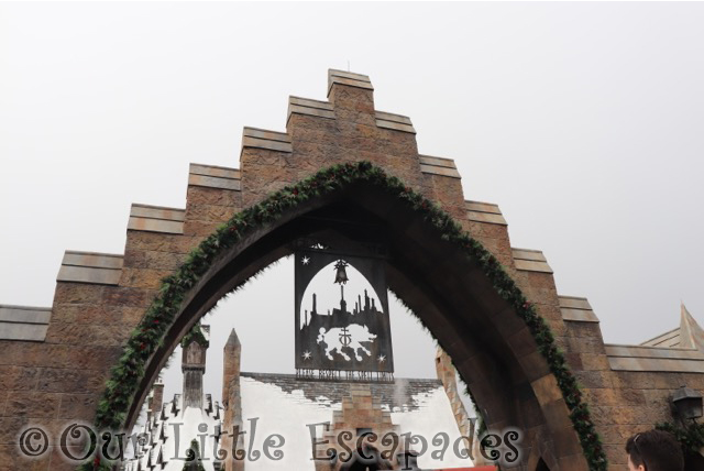 hogsmeade sign wizarding world harry potter