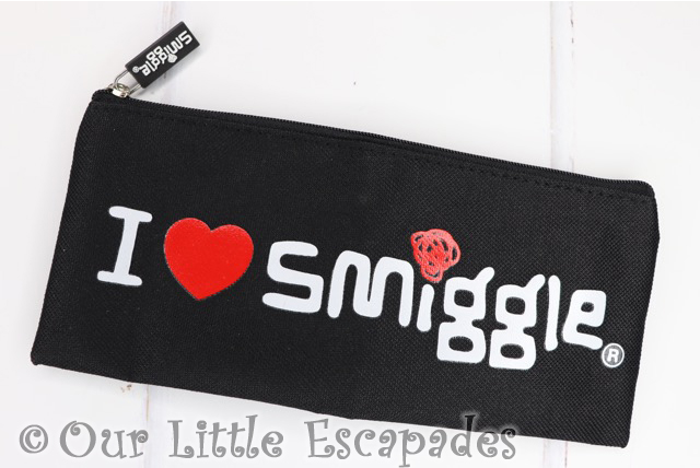 i love smiggle pencil case