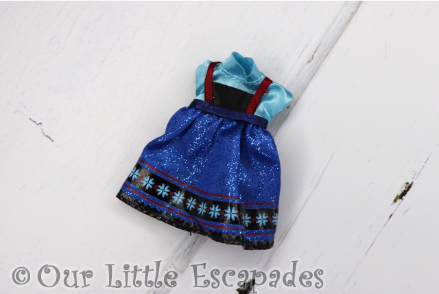 elsas blue dress