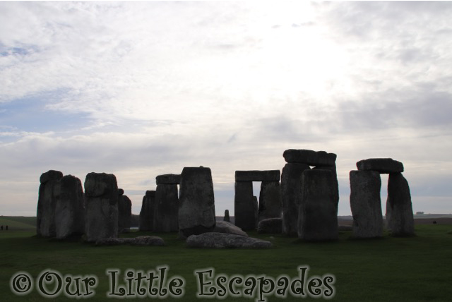 stone circle stonehenge sunrise