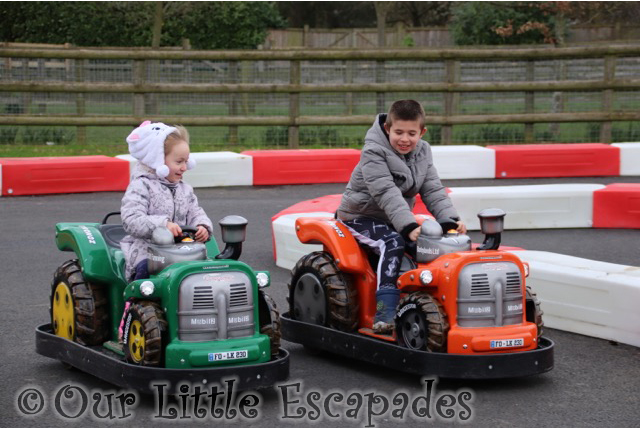 ethan little e barleylands speedway