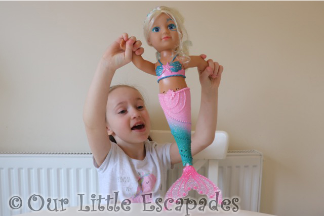 little e baby born little sister mermaid