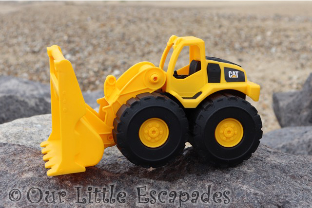 wheel loader construction fleet sand set