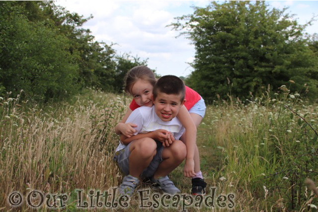 ethan little e martins farm country park siblings june 2020