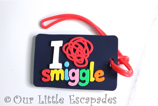 bag tag smiggle advent calendar 2020 contents