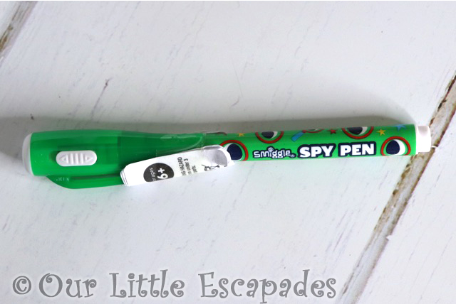 green spy pen