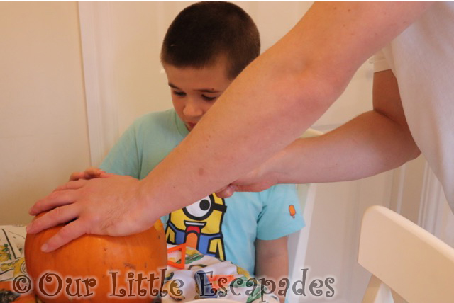 ethan darren carving pumpkins