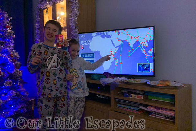 ethan little e wheres santa map preparing for santas visit