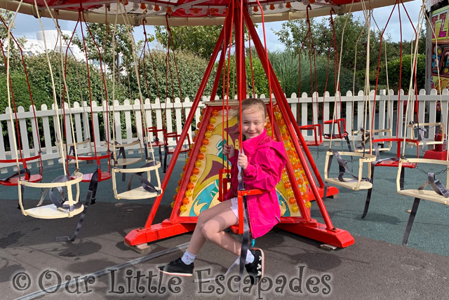 little e small swing chair ride butlins bognor regis