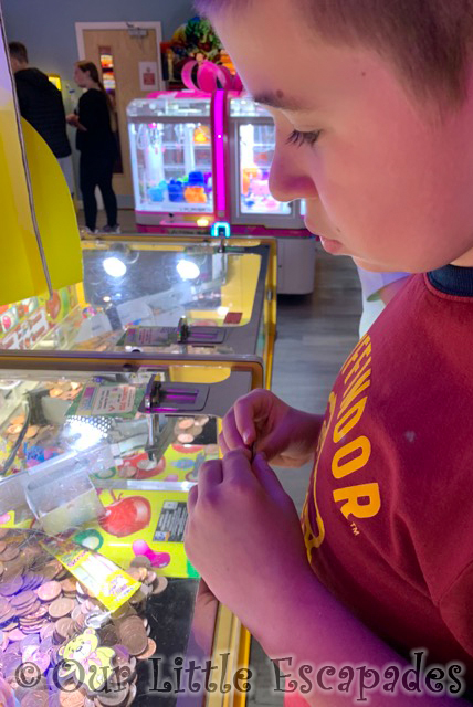 ethan playing penny machine valley farm holiday park