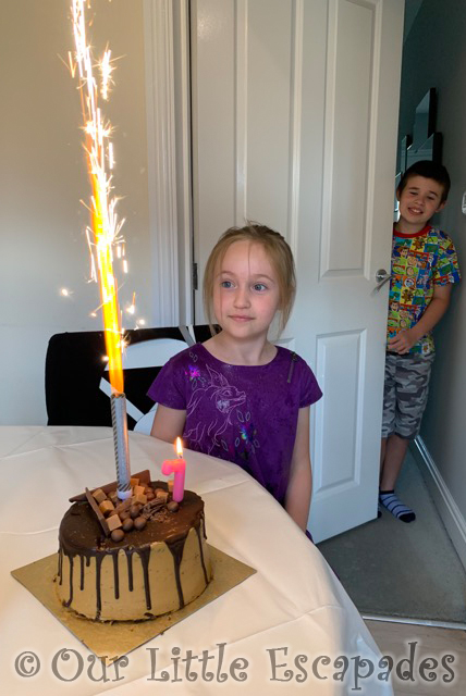 little e big sparkler birthday cake ethan watching