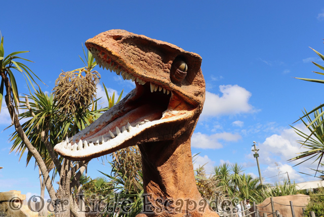 raptor lost world adventure golf hemsby