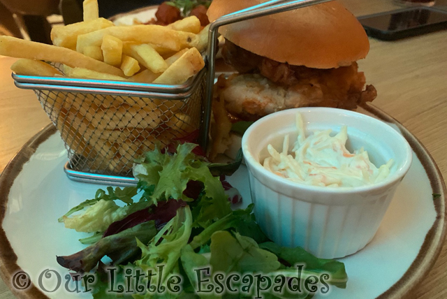 buttermilk chicken burger bricks family restaurant legoland windsor hotel