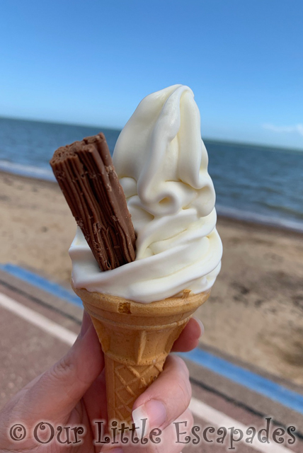 janes hand holding 99 ice cream clacton